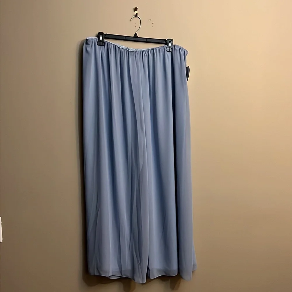 Alex Evenings Plus Size Silky Chiffon Pants - Picture 5 of 10